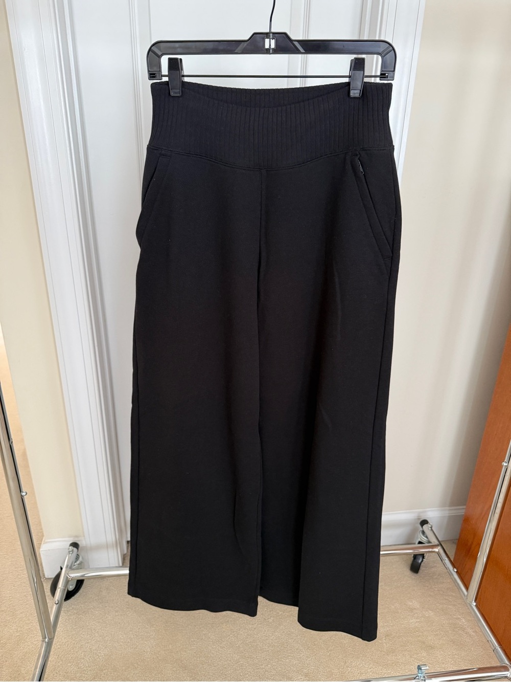 Alo Serenity High-Waist Wide-Leg Sweatpants; drawstring waist and zipper pockets